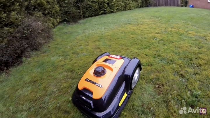 Робот газонокосилка Yardforce SC 600 ECO боевой