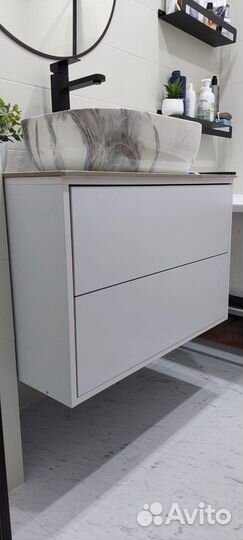 Тумба подвесная в ванную 