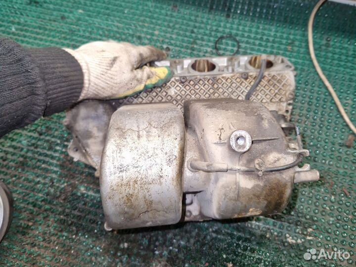 Коллектор впускной Opel Vectra B 1.8