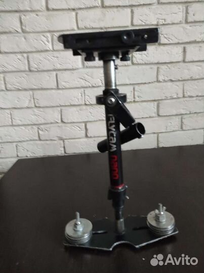 Стабилизатор для съёмки Flycam Nano