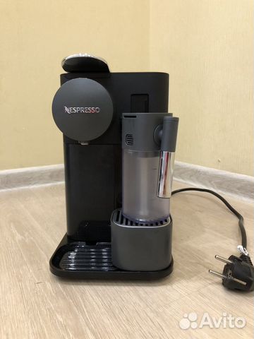 Кофемашина капсульная De'Longhi Nespresso EN 500