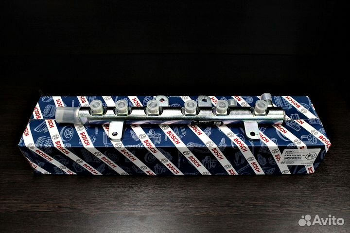 Рампа топливная Bosch 0445226042