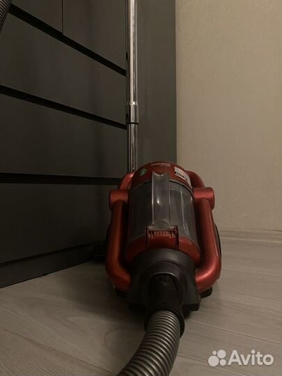 Пылесос Redmond