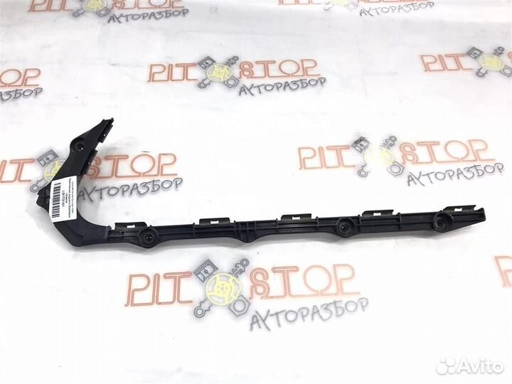 Крепление заднего бампера правое Lexus GS300/350