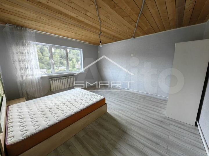 Дом 137,4 м² на участке 4 сот.