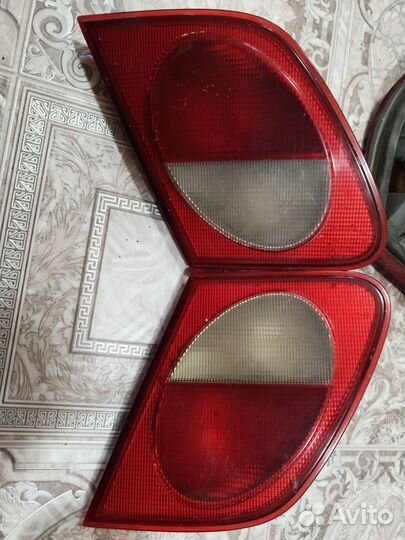 Фонари задние на мерседес 210