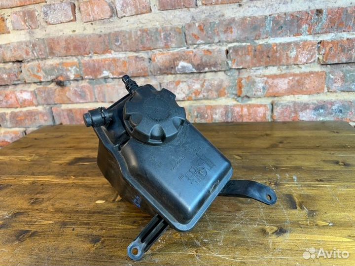 Бачок расширительный Bmw 5 E60 N52B30 AF 2006