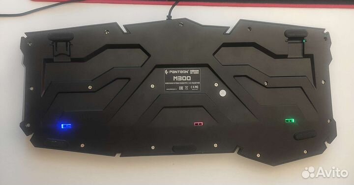 Игровая клавиатура с подсветкой