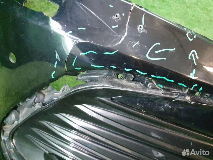 Бампер передний Toyota Camry