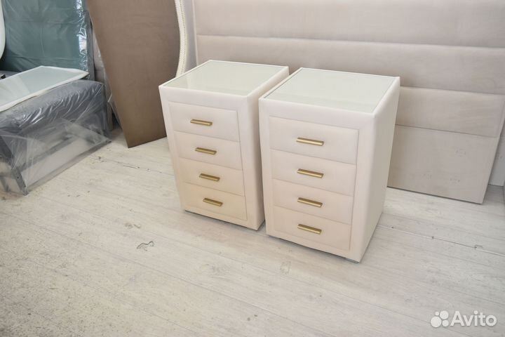 Тумбы прикроватные