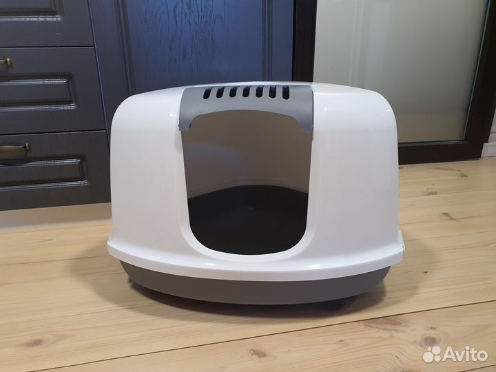 Туалет угловой для животных