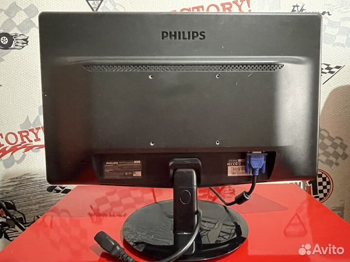 Продам монитор Pfilips 196V3LS B25/62