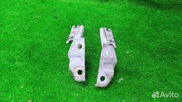 Петля капота Mazda Capella FP 1.8