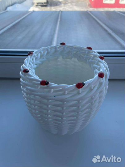 Корзинки и кашпо из ротанга