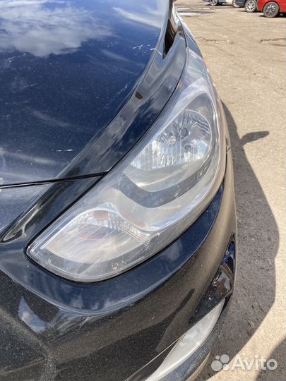 Фары на hyundai solaris 1 бу