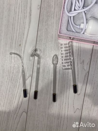 Импульсный массажер для лица, тела, волос