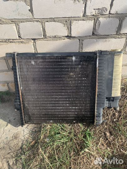Радиатор на bmw e36