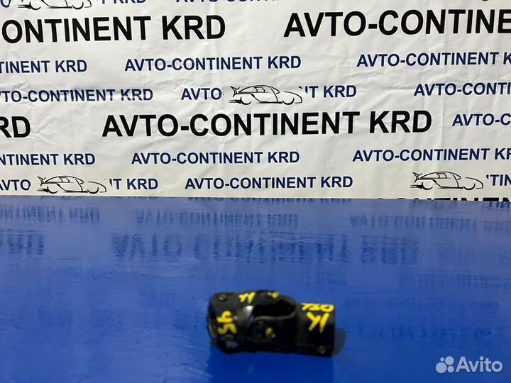 Рулевой карданчик Nissan Fuga Y50 VQ25