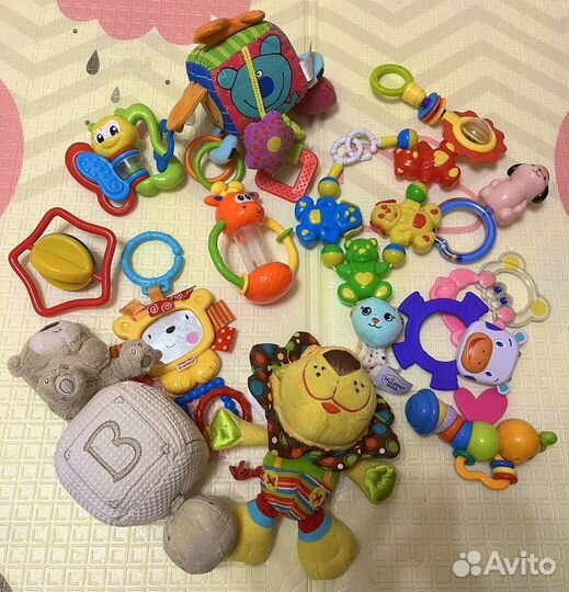 Развивающие игрушки, погремушки пакетом