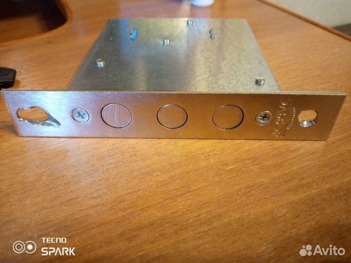 Замок врезной сувальдный