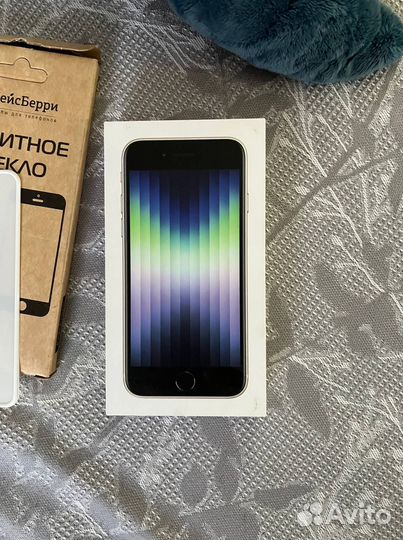 iPhone SE (2022), 64 ГБ