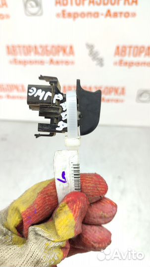 Кнопка стеклоподъёмника правый Geely Emgrand EC7