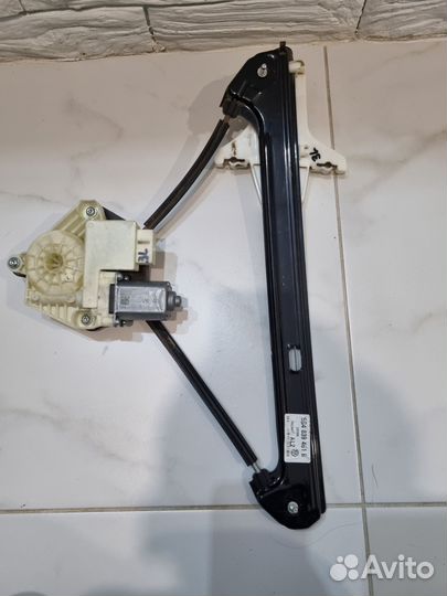 Моторчик стеклоподъемника задний левый VW golf 7