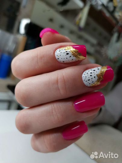 Мастер наращивания и дизайна ногтей, педикюр