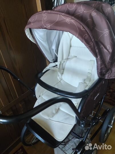Детская прогулочная легкая коляска бу