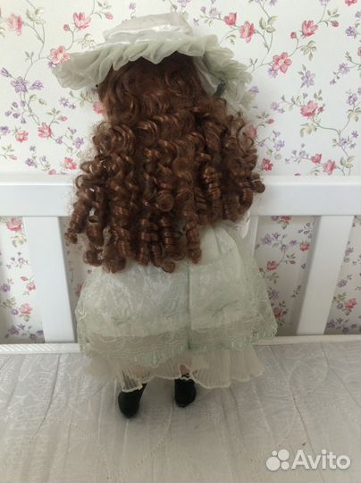 Куклы фарфоровые