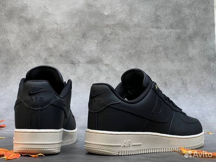 Nike air force 1 чёрные разм. 43