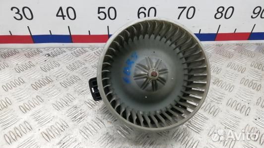 Моторчик печки toyota avensis T25 (6BR08KK01)