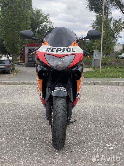 Honda cbr 600f4