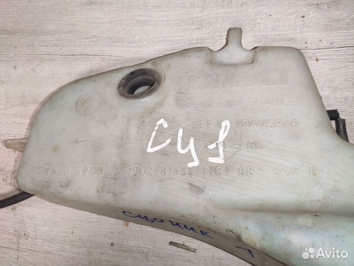 Бачок омывателя Рено Сценик 1 Renault Scenic 1