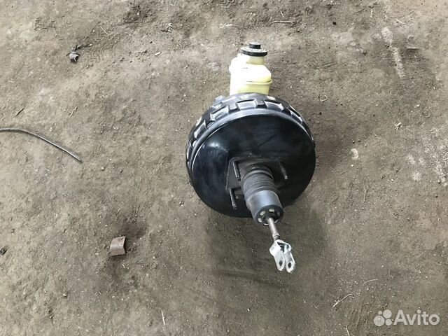 Главный тормозной цилиндр Toyota Tundra Sequoia