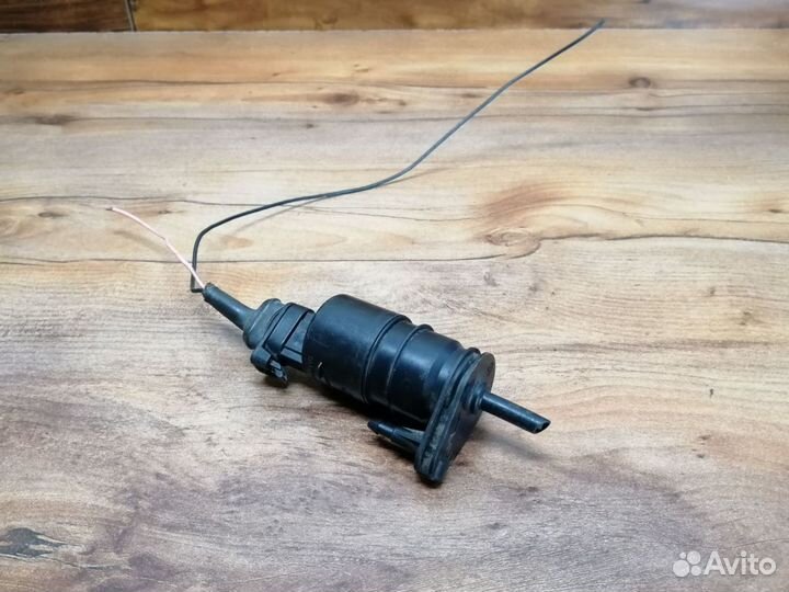 Насос омывателя Renault Safrane 1 7700802336