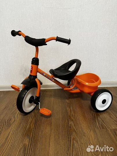 Трехколесный велосипед