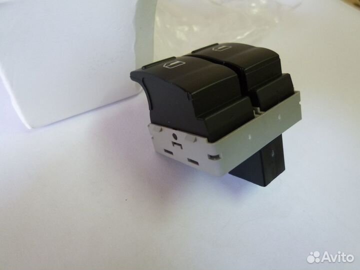 Кнопки стеклоподъемника VW T5 transporter новые