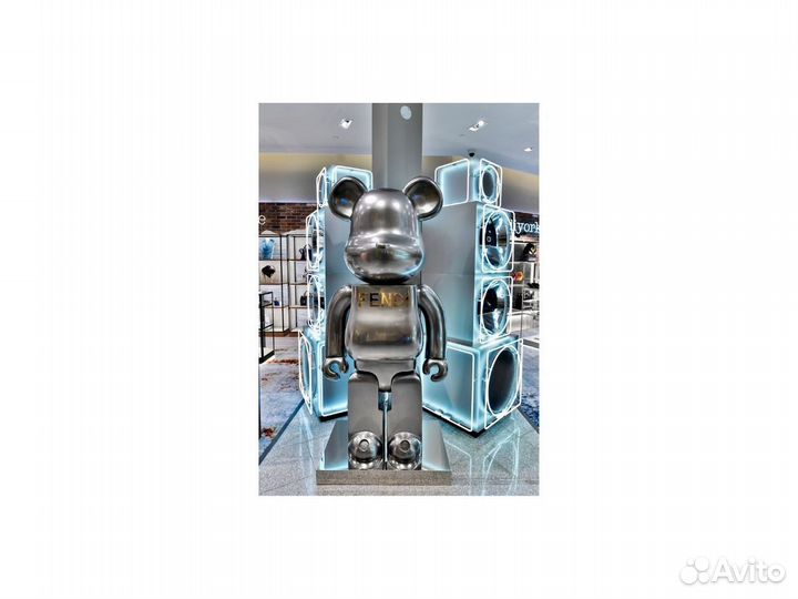 Современная скульптура Bearbrick Fendi 160 см