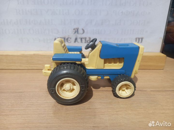 Модель трактора СССР