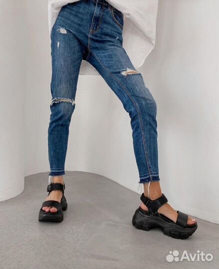 Босоножки женские