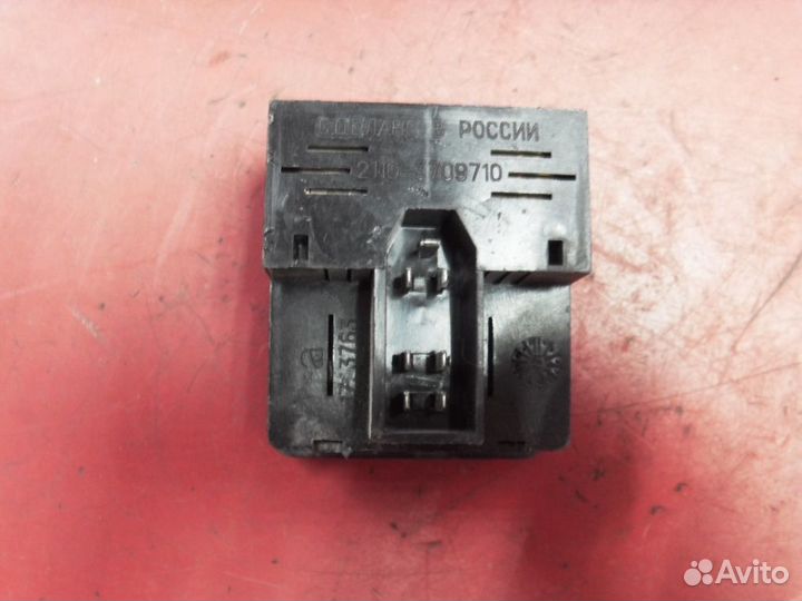 Блок кнопок 21103709710 Chevrolet niva (ваз-2123)