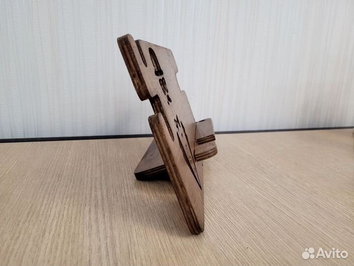 Сувениры из дерева