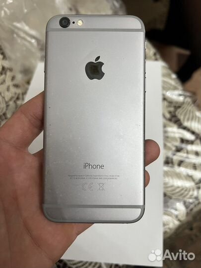 Телефон iPhone