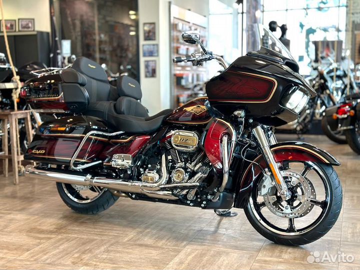CVO road glide limited anniversary