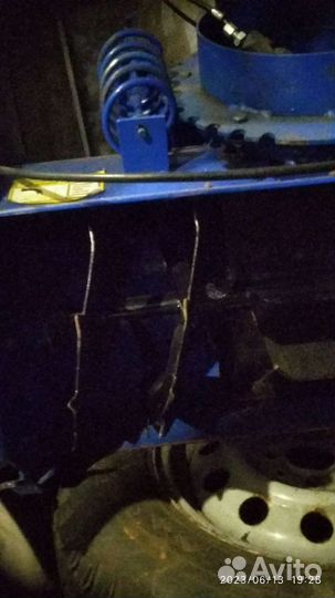 Снегоуборочная приставка к мотоблоку