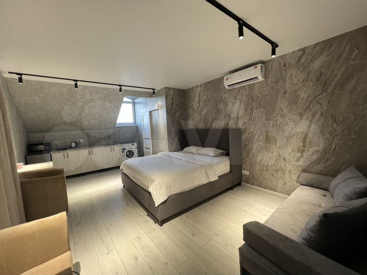 Квартира-студия, 30 м², 2/4 эт.