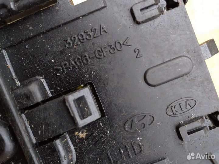 Hyundai Getz подрулевой 32932А переключатель света