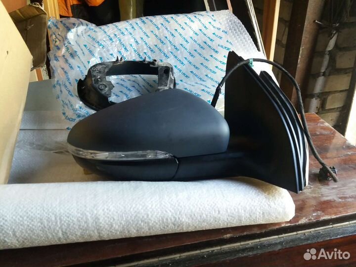 Зеркало правое гольф 6