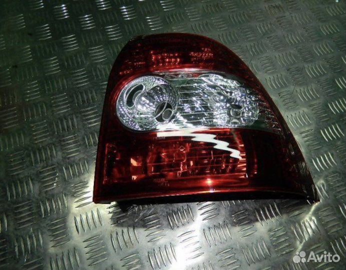 Задний фонарь Приора